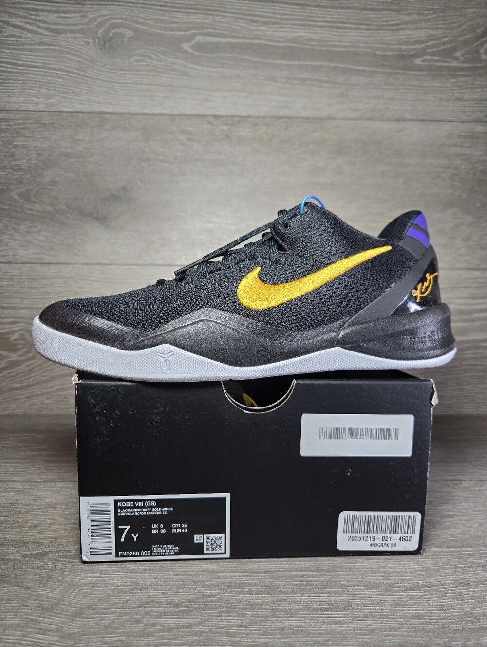 Nike Kobe VIII Protro Lakers Away GS Size 7 Youth / Women’s 8.5 FN0266-002 New